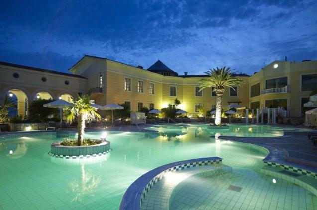 Eleni'S Village Relaxation Home Αιδηψός Εξωτερικό φωτογραφία
