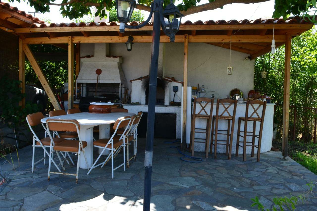 Eleni'S Village Relaxation Home Αιδηψός Εξωτερικό φωτογραφία